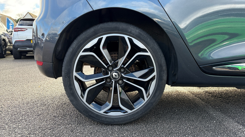 Renault Clio 0.9 TCE 90 Signature Nav 5dr Petrol Hatchback